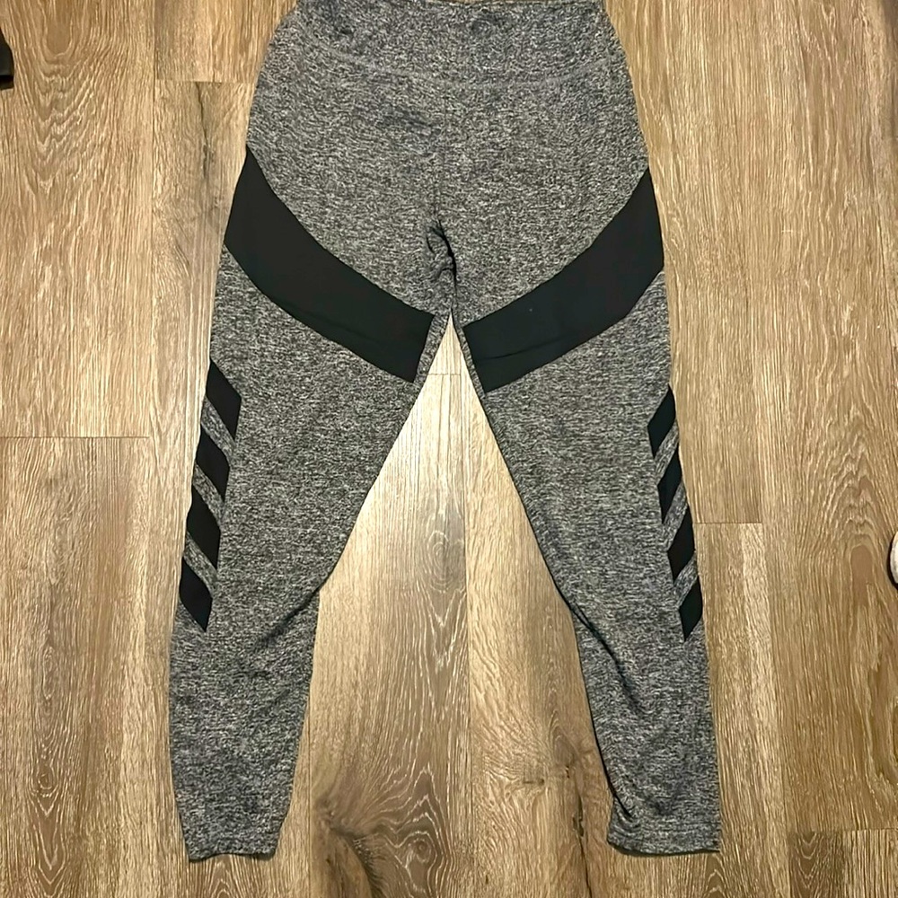 Always leggings women’s size L black and gray